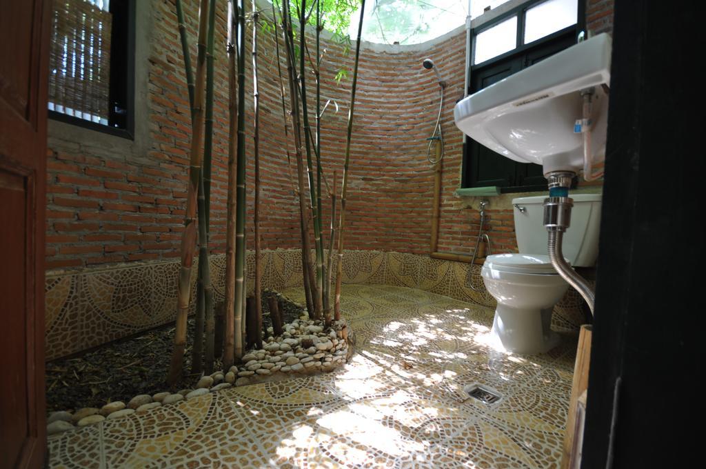 Ayutthaya Bouchic Hostel Экстерьер фото