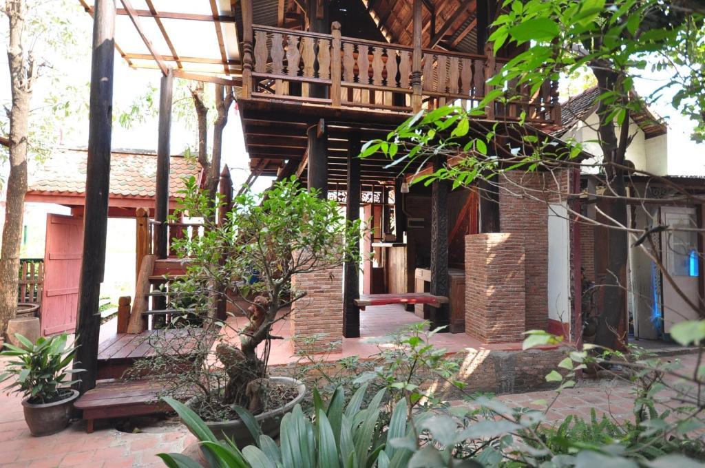 Ayutthaya Bouchic Hostel Экстерьер фото